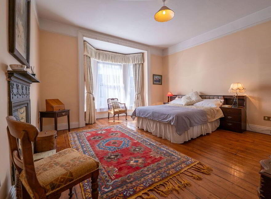 Slievenamon Road, Thurles, E41F573