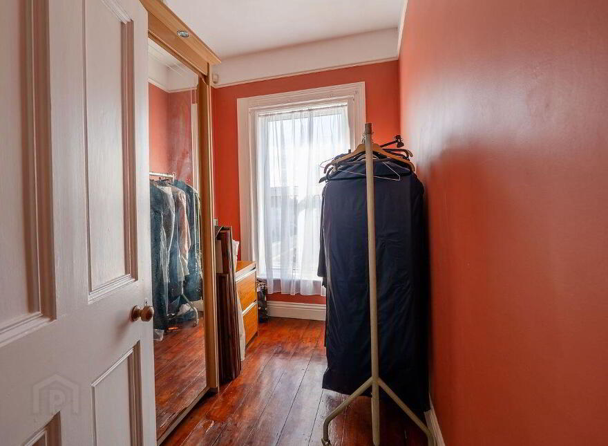 Slievenamon Road, Thurles, E41F573