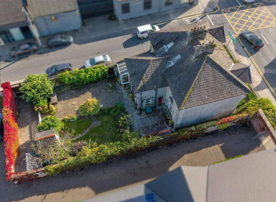 Slievenamon Road, Thurles, E41F573