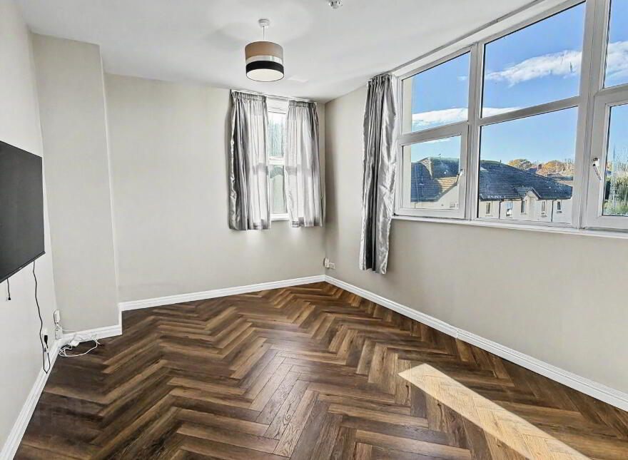Meadowbank Court, 141 Strand Road, Derry/Londonderry, BT48 7PB