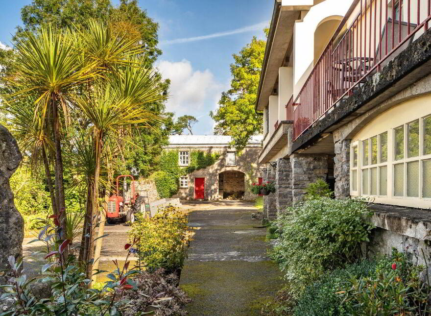 Bunavaunish House, Mile Hill, Ballinrobe, F31YX66
