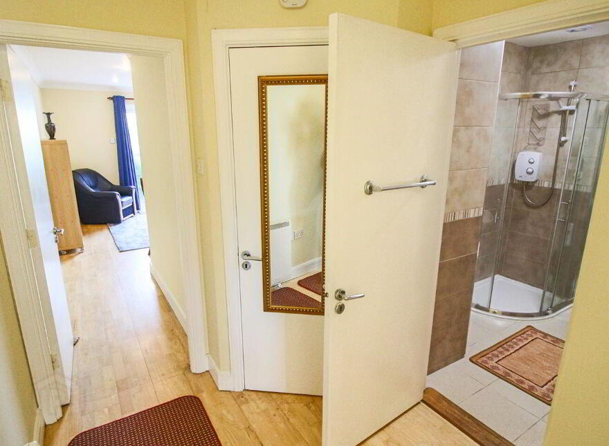 2 Boderg, Shannon Court, Carrick-On-Shannon, N41N299