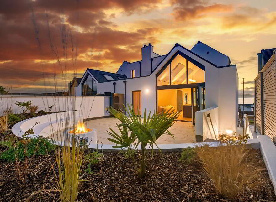 77 Strand Road, Portstewart, BT55 7LX