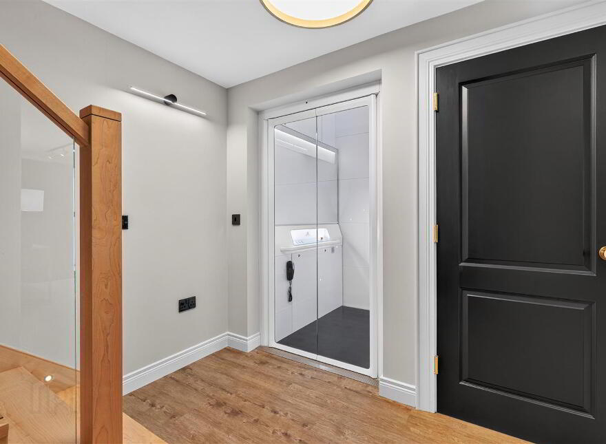 77 Strand Road, Portstewart, BT55 7LX