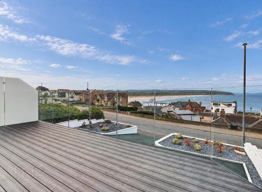77 Strand Road, Portstewart, BT55 7LX