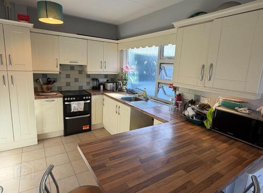 8 Gortard Avenue, Rockbarton, Salthill, H91P5NP