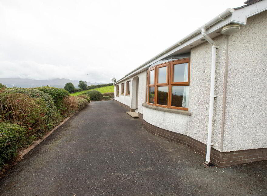 29 Dundrinne Road, Castlewellan, BT31 9EX
