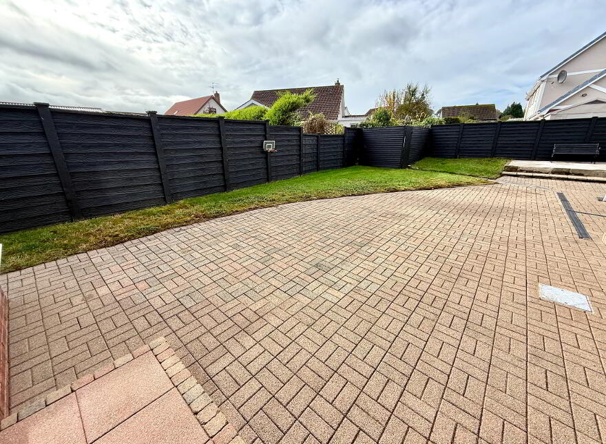 61 Mallory Park, Eglinton, Derry, BT47 3XJ