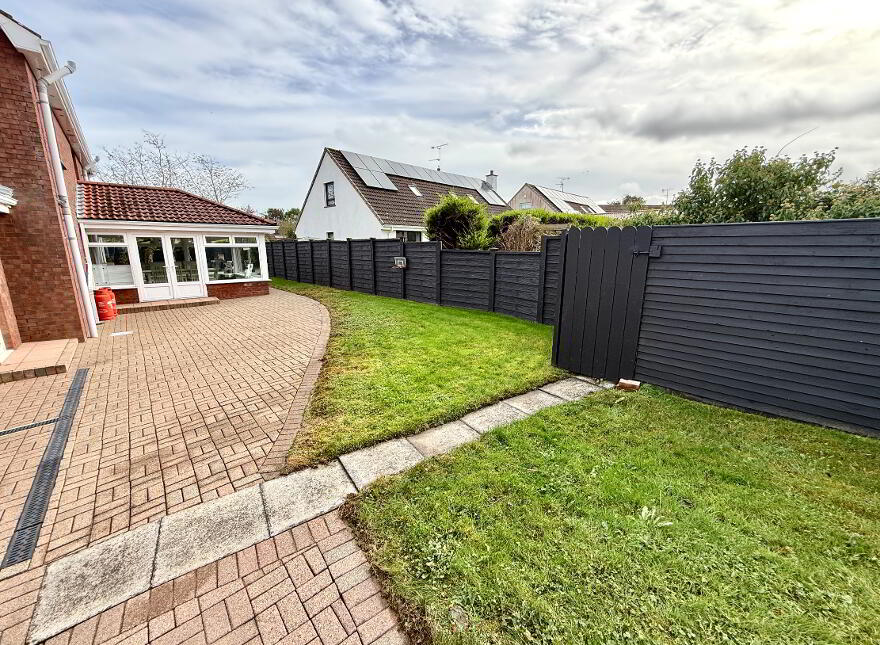 61 Mallory Park, Eglinton, Derry, BT47 3XJ