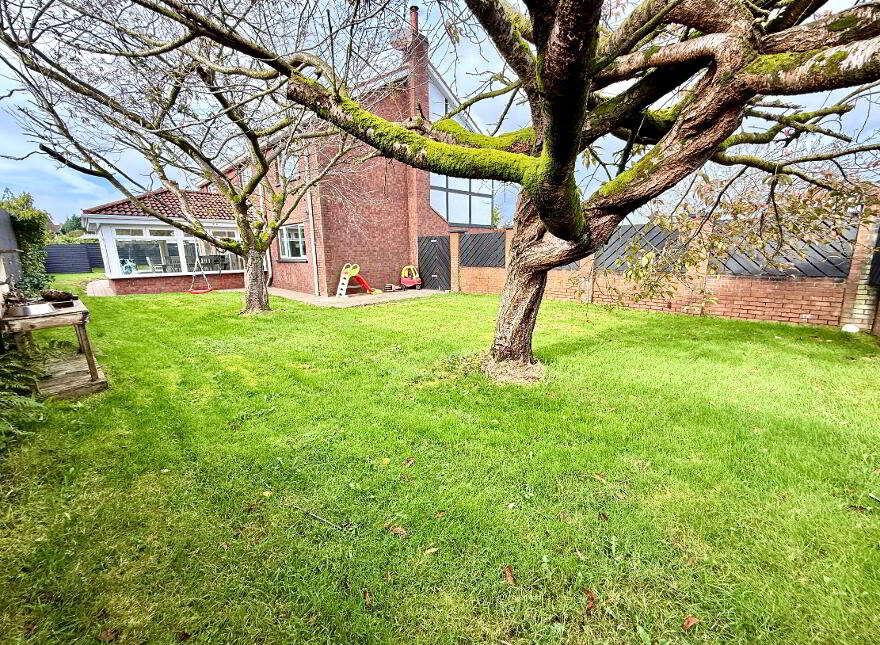 61 Mallory Park, Eglinton, Derry, BT47 3XJ