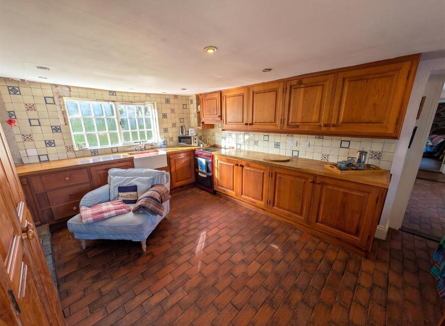 94 Magherahamlet Road, Ballynahinch, BT24 8JZ