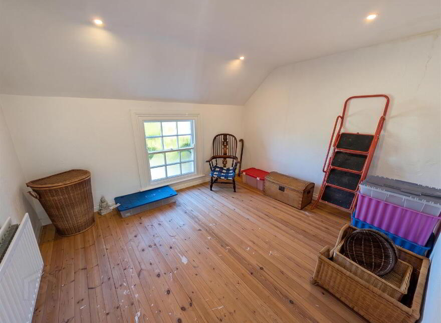 94 Magherahamlet Road, Ballynahinch, BT24 8JZ
