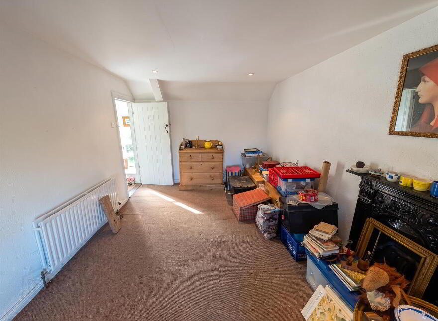 94 Magherahamlet Road, Ballynahinch, BT24 8JZ