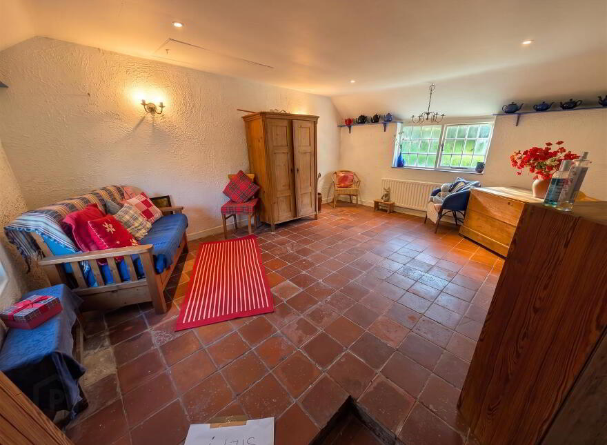 94 Magherahamlet Road, Ballynahinch, BT24 8JZ