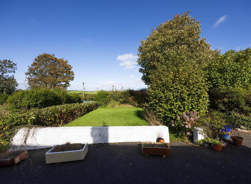 94 Magherahamlet Road, Ballynahinch, BT24 8JZ