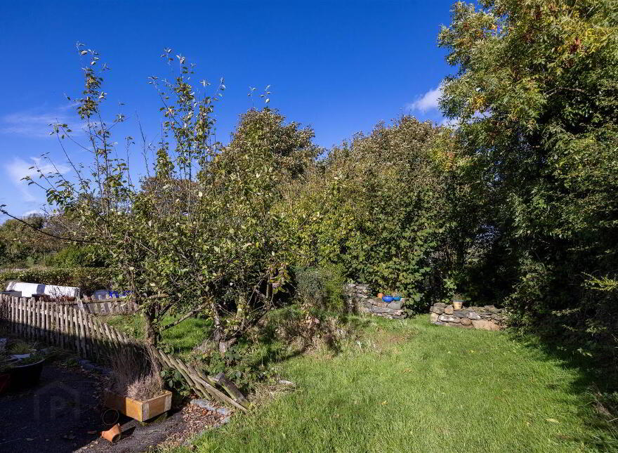 94 Magherahamlet Road, Ballynahinch, BT24 8JZ