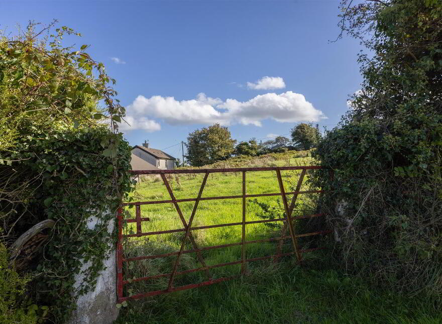 94 Magherahamlet Road, Ballynahinch, BT24 8JZ