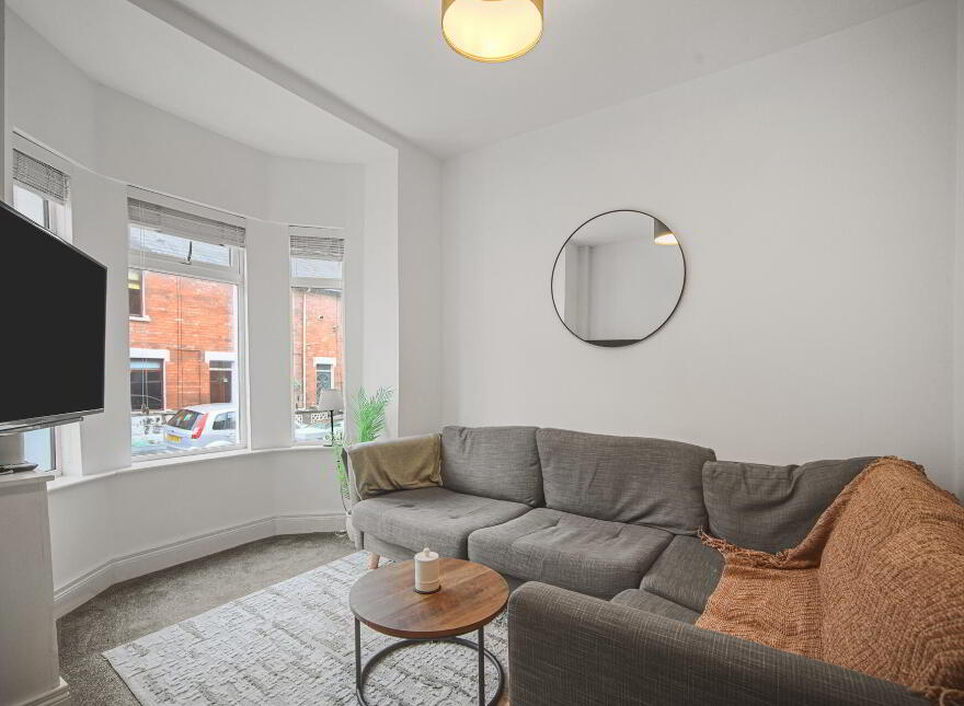 94 Hyndford Street, Bloomfield, Belfast, BT5 5JG