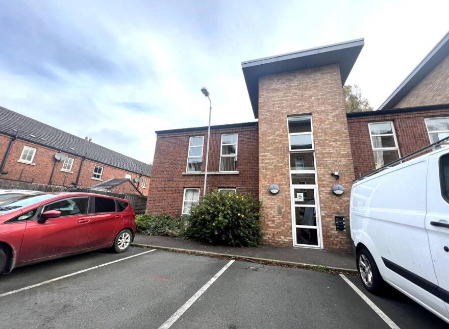 Apt 4 5, Lewis Mews, Belfast, BT4 1FY