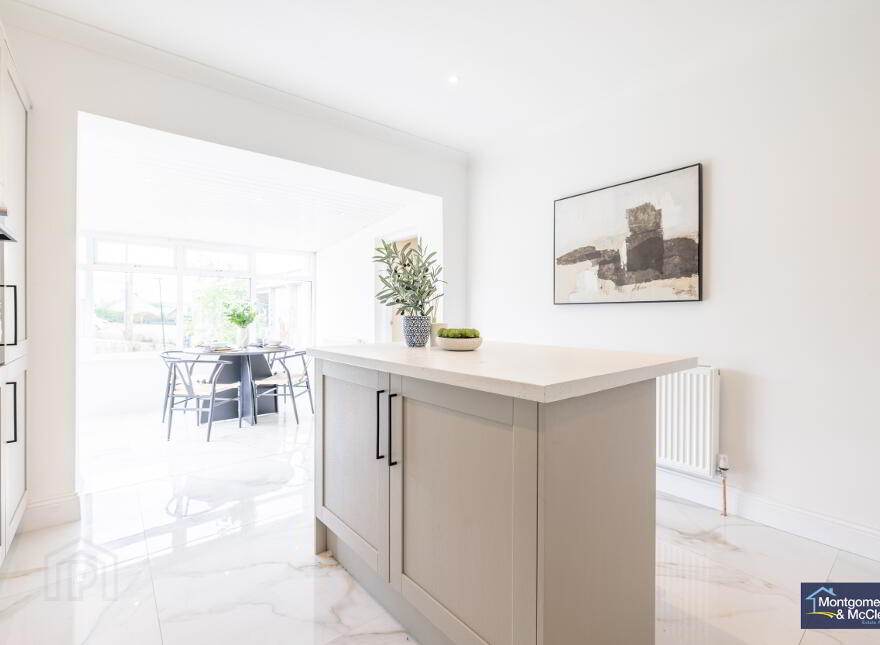 Limavady Road, 9 Caw Park, Waterside, Derry/Londonderry, BT47 6LZ