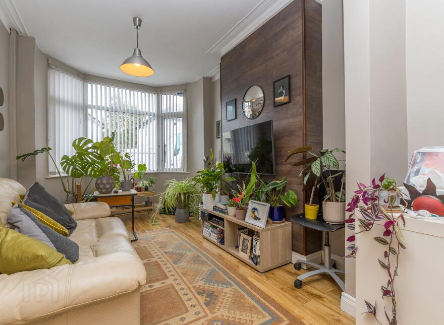 3 Clara Crescent Lower, Belfast, BT5 5ES