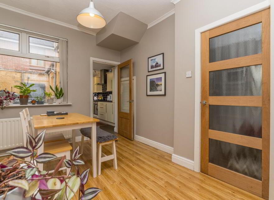 3 Clara Crescent Lower, Belfast, BT5 5ES