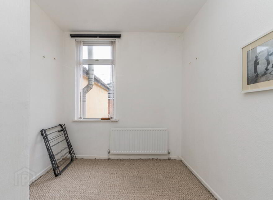 3 Clara Crescent Lower, Belfast, BT5 5ES