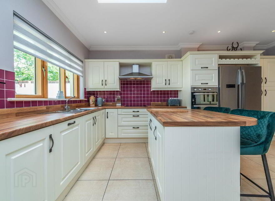11 Whitethorn, Athgarvan, Athgarvan, W12X540