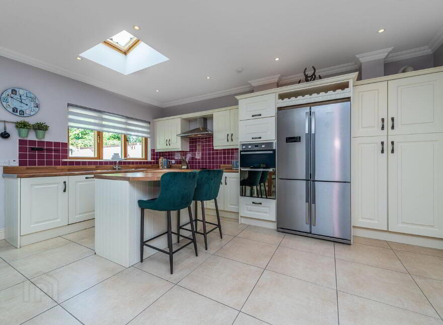 11 Whitethorn, Athgarvan, Athgarvan, W12X540