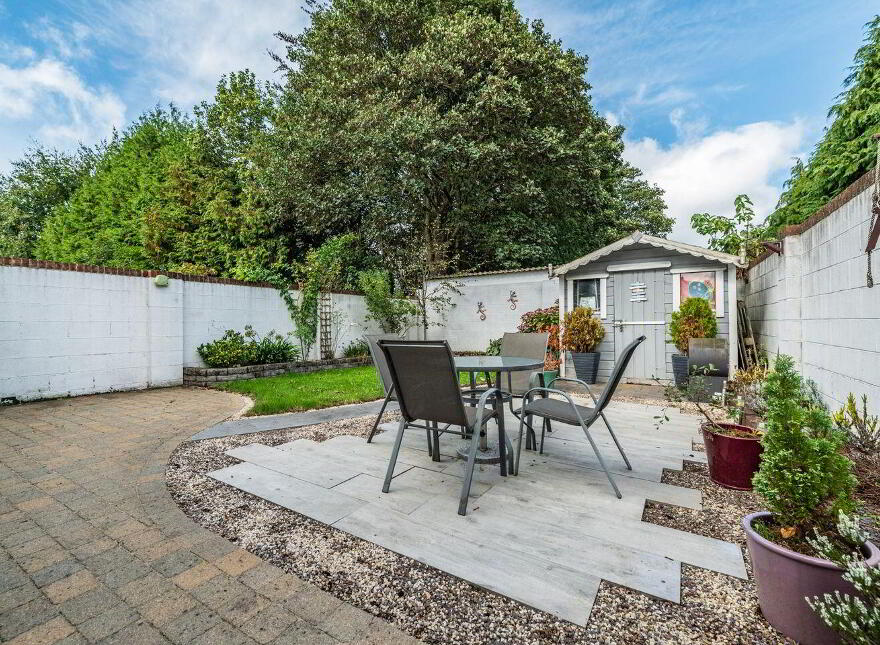 11 Whitethorn, Athgarvan, Athgarvan, W12X540