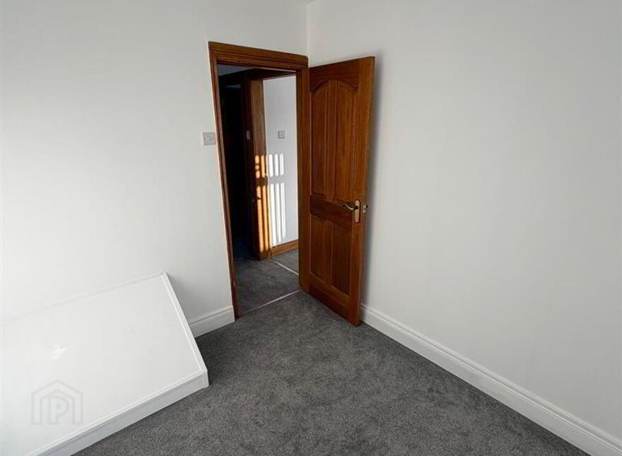 12 Crawfordsburn Road, Bangor, BT19 1BE