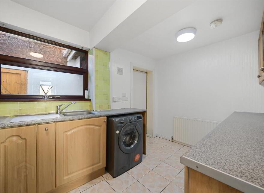 4 Earlscourt Street, Falls Road, Belfast, BT12 7AS