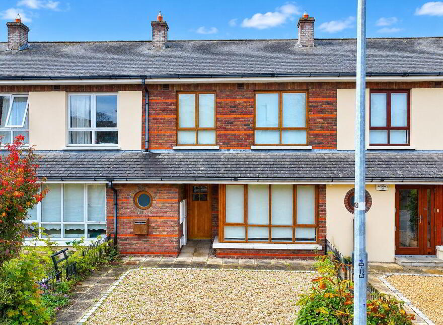 11 Kelston Drive, Dublin 18, D18PH64