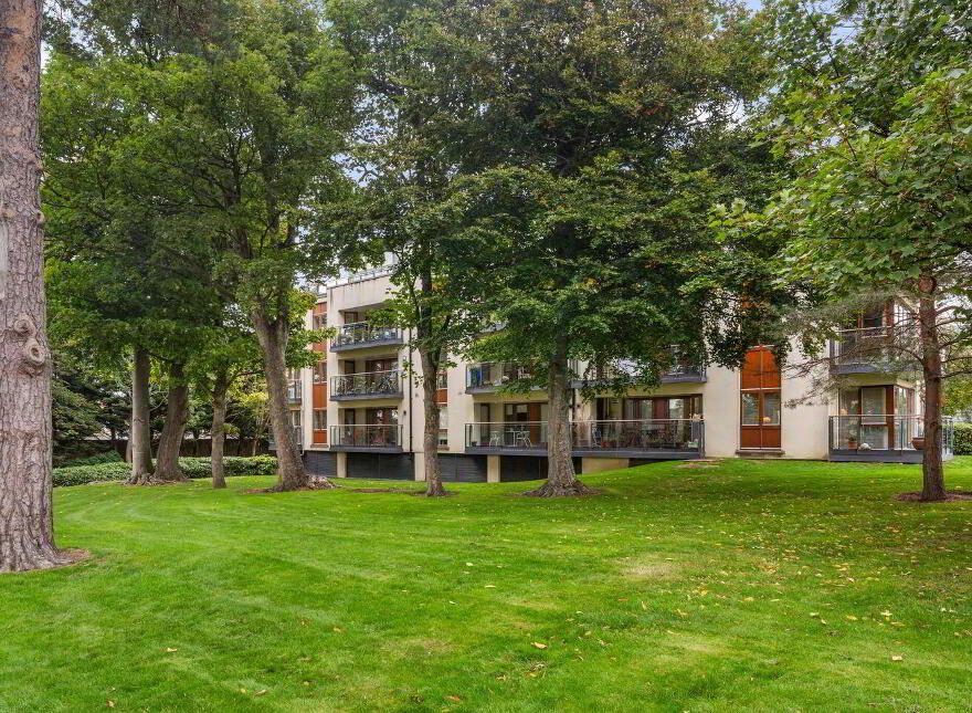4 Sefton Hall, Kelston, Leopardstown Road, Foxrock, Foxrock, D18YC67