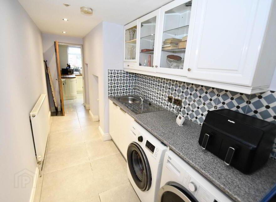 49 Sunningdale Park, Cavehill, Belfast, BT14 6RW