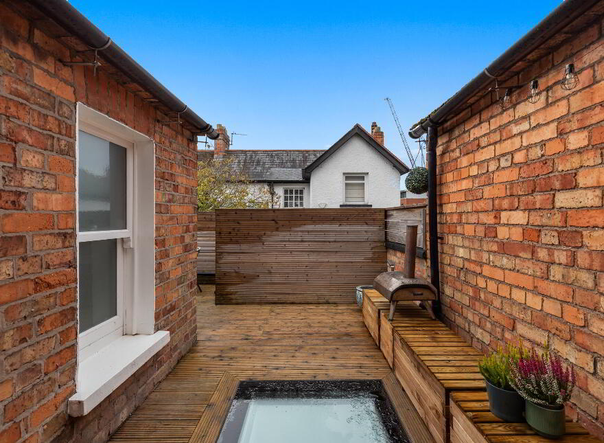 15 Lancefield Road, Belfast, BT9 6LL
