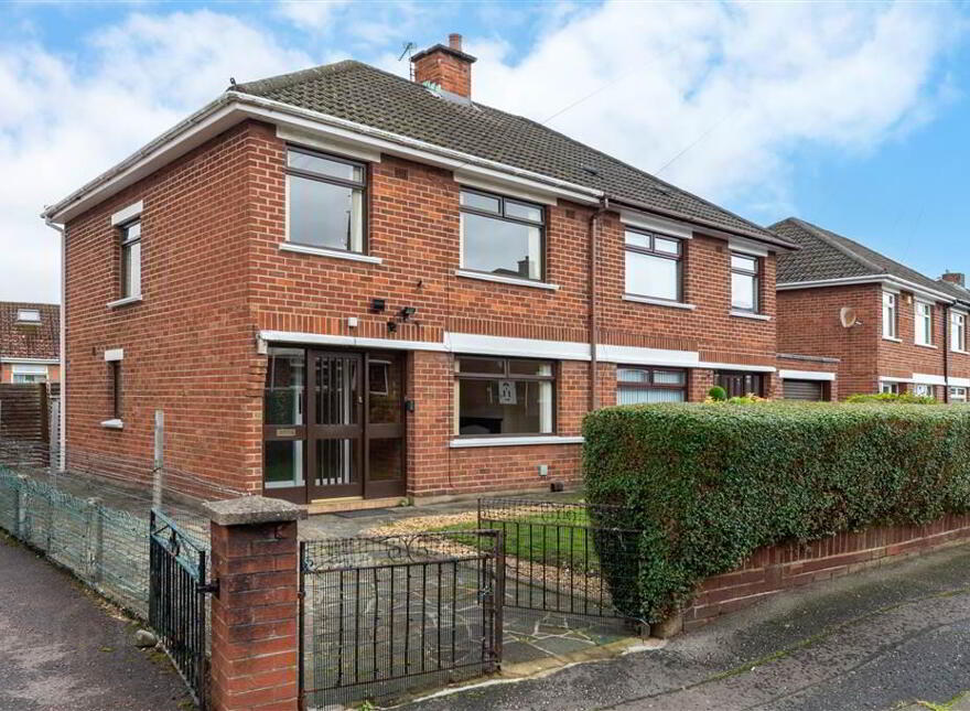 23 Hollymount, Finaghy, Belfast, BT10 0GL