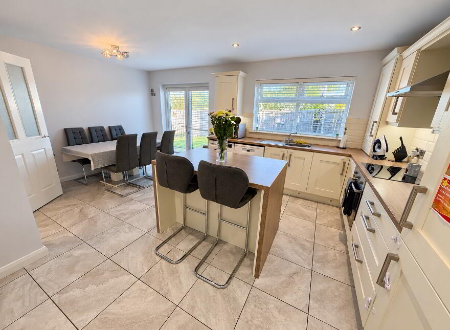 6 Ashbrook Court, Drumahoe, L'Derry, BT47 3FA
