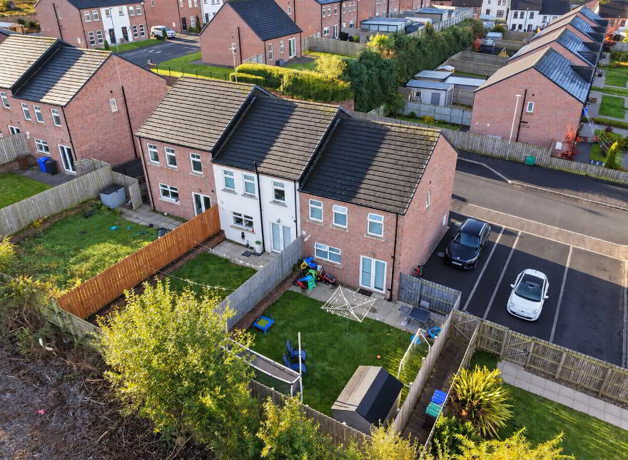 6 Ashbrook Court, Drumahoe, L'Derry, BT47 3FA