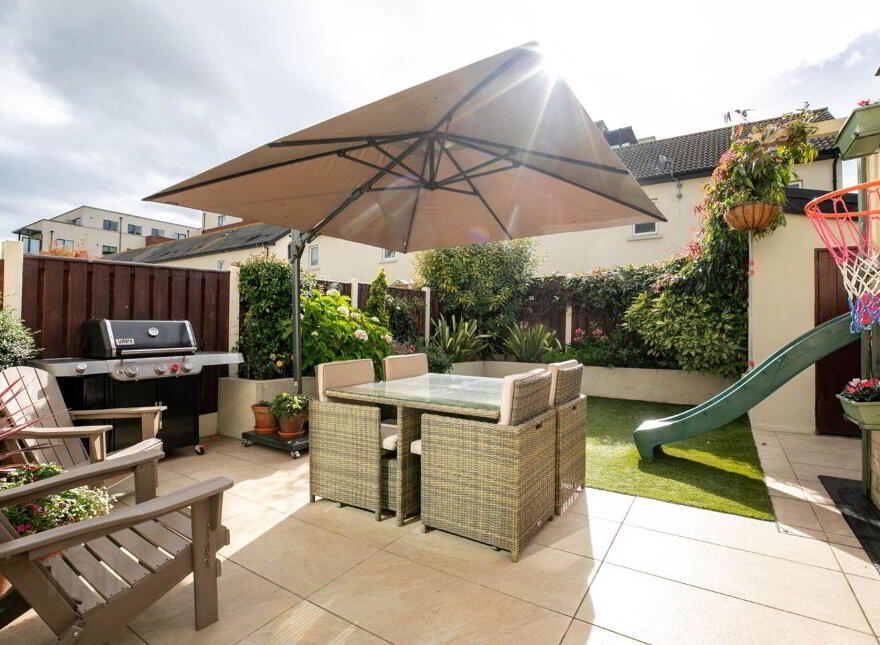2 Larkfield Place, Dublin 18, D18XE02
