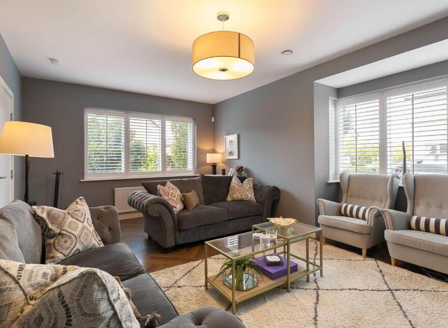 2 Larkfield Place, Dublin 18, D18XE02