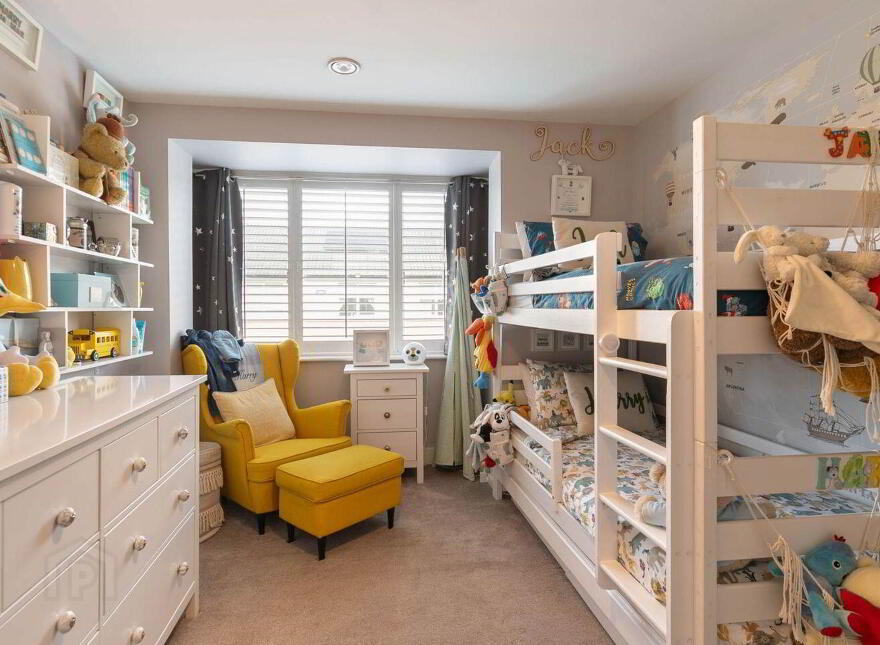 2 Larkfield Place, Dublin 18, D18XE02