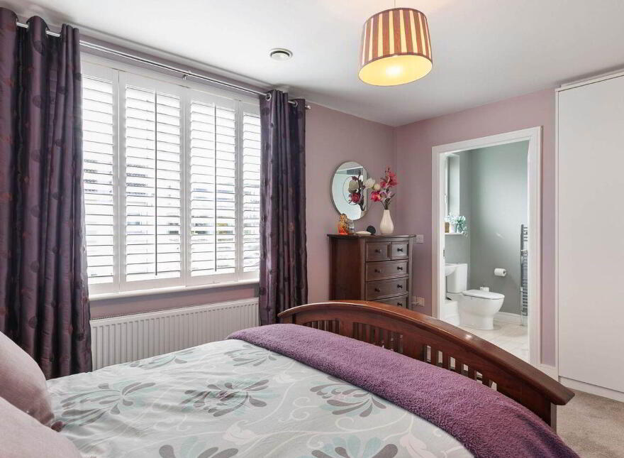 2 Larkfield Place, Dublin 18, D18XE02
