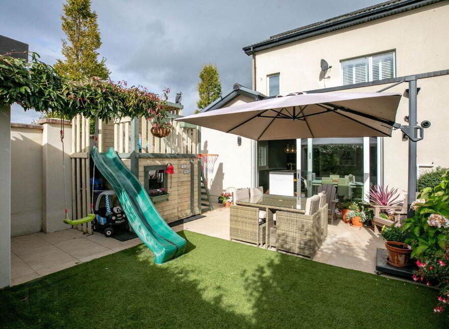 2 Larkfield Place, Dublin 18, D18XE02