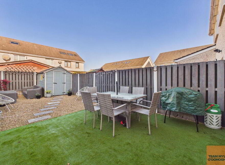 5 Latchford Green, Castaheany, Clonee, D15P5XN