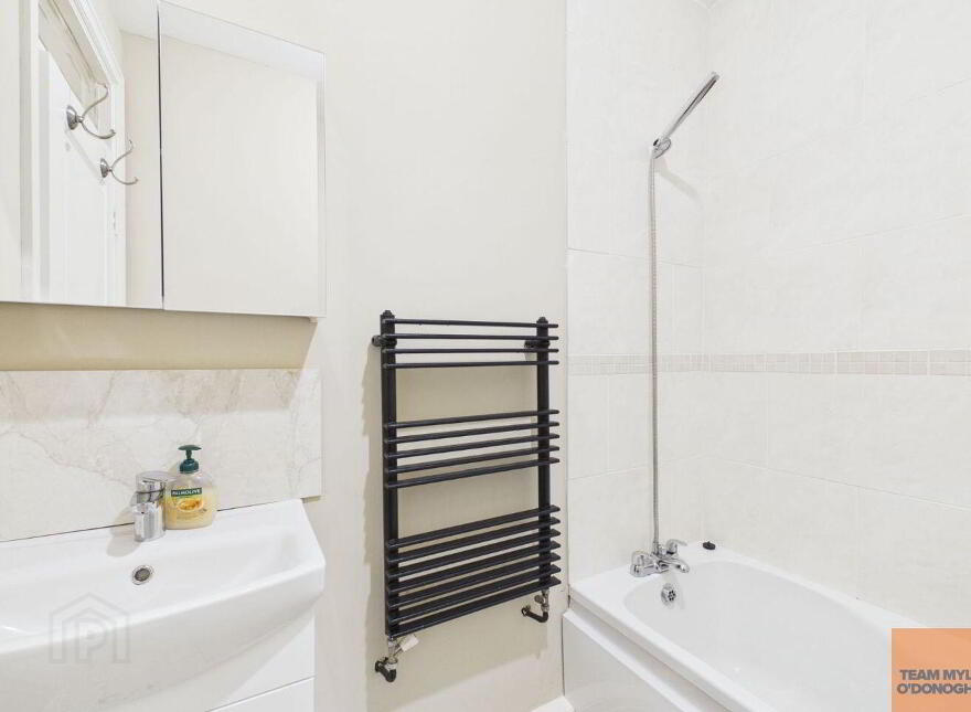 5 Latchford Green, Castaheany, Clonee, D15P5XN