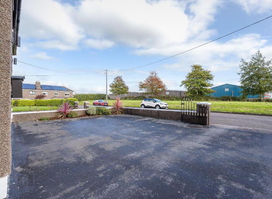 3 Deanwood Place, Togher, T12H7T8
