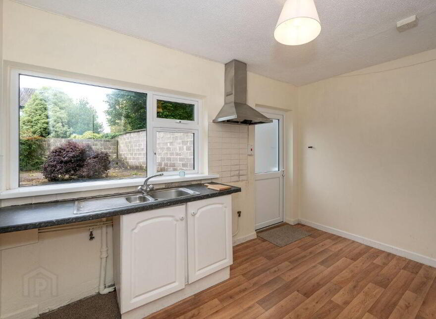 13 Westbury Estate, Wilton, T12FHY1