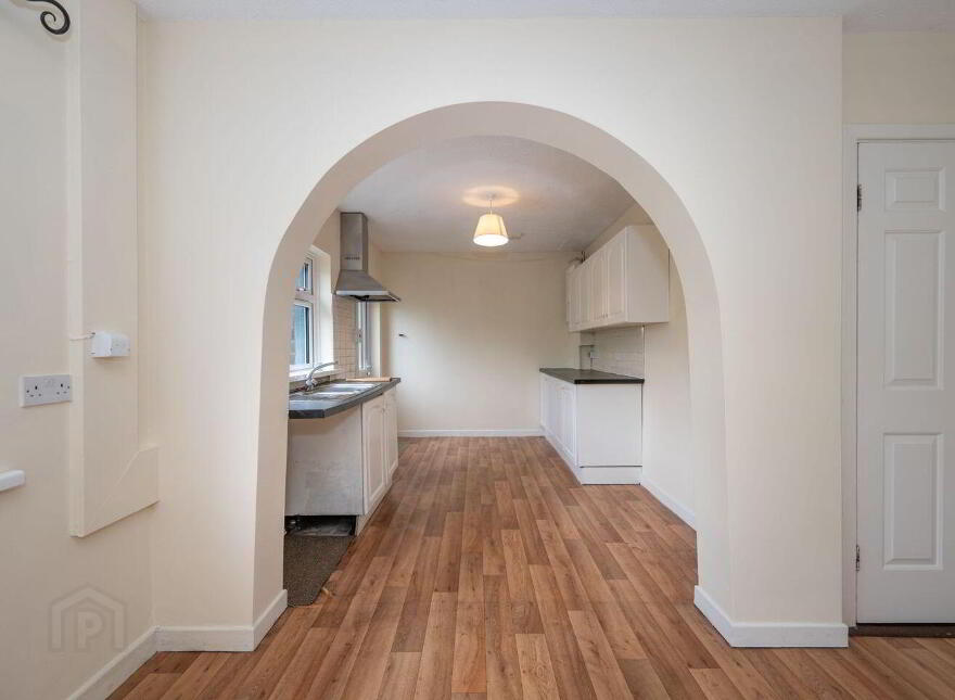 13 Westbury Estate, Wilton, T12FHY1
