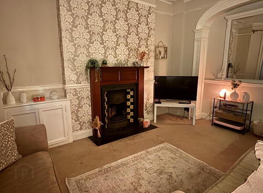 Rm 4, 57 Ponsonby Avenue, Belfast, BT15 2LS